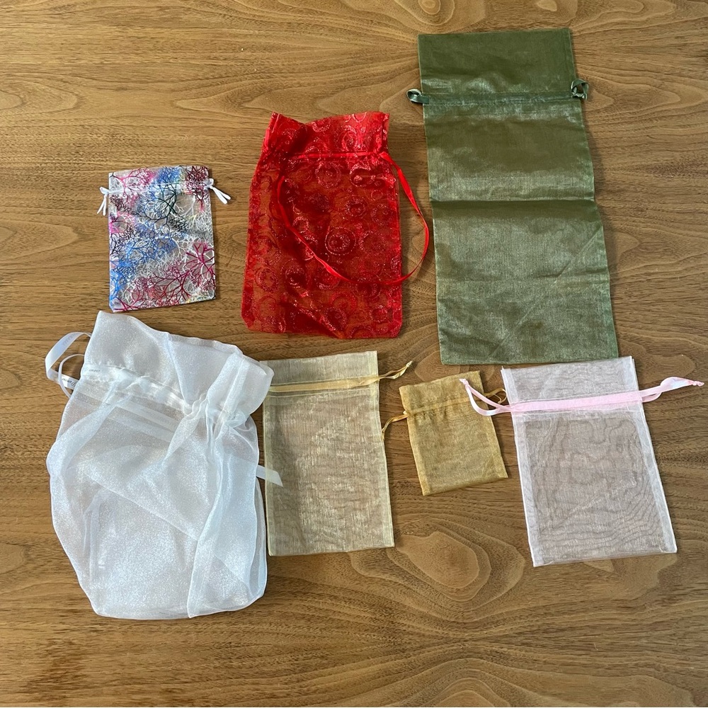 Assorted organza bags